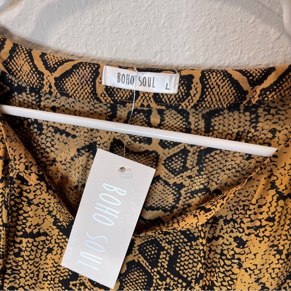 Boho Soul Boutique Snakeskin Gold black dress tunic NWT animal print mob wife - Picture 4 of 5
